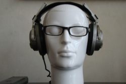 apple patent over ear headset reversible umuligt vende forkert / Newz.dk