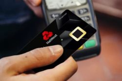 betalingskort kredit kort fingeraftrykslæser fingeraftryk britisk bank natwest / Newz.dk