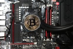 kina forbud kryptovaluta mining bitcoin forurening miljø / Newz.dk