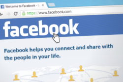 facebook kæmpe læk millioner telefonnumre kendte berømte server password / Newz.dk