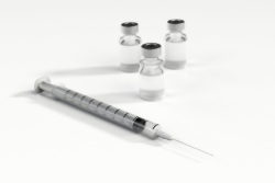 facebook vaccine vaccination misinformation pop-up beskeder notifikationer instagram / Newz.dk